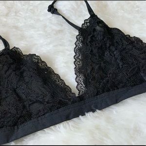 B1G1 Zenana Outfitters bralette NWOT